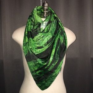 NEW*Very large, vibrant scarf, shawl or wrap